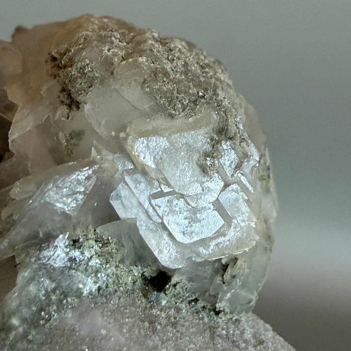 Quartz with Calcite 003
