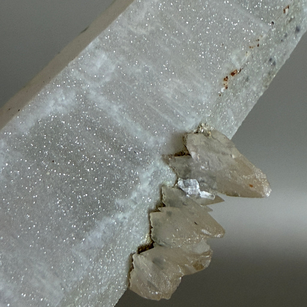 Quartz with Calcite 001
