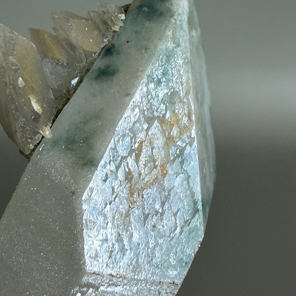 Quartz with Calcite 001