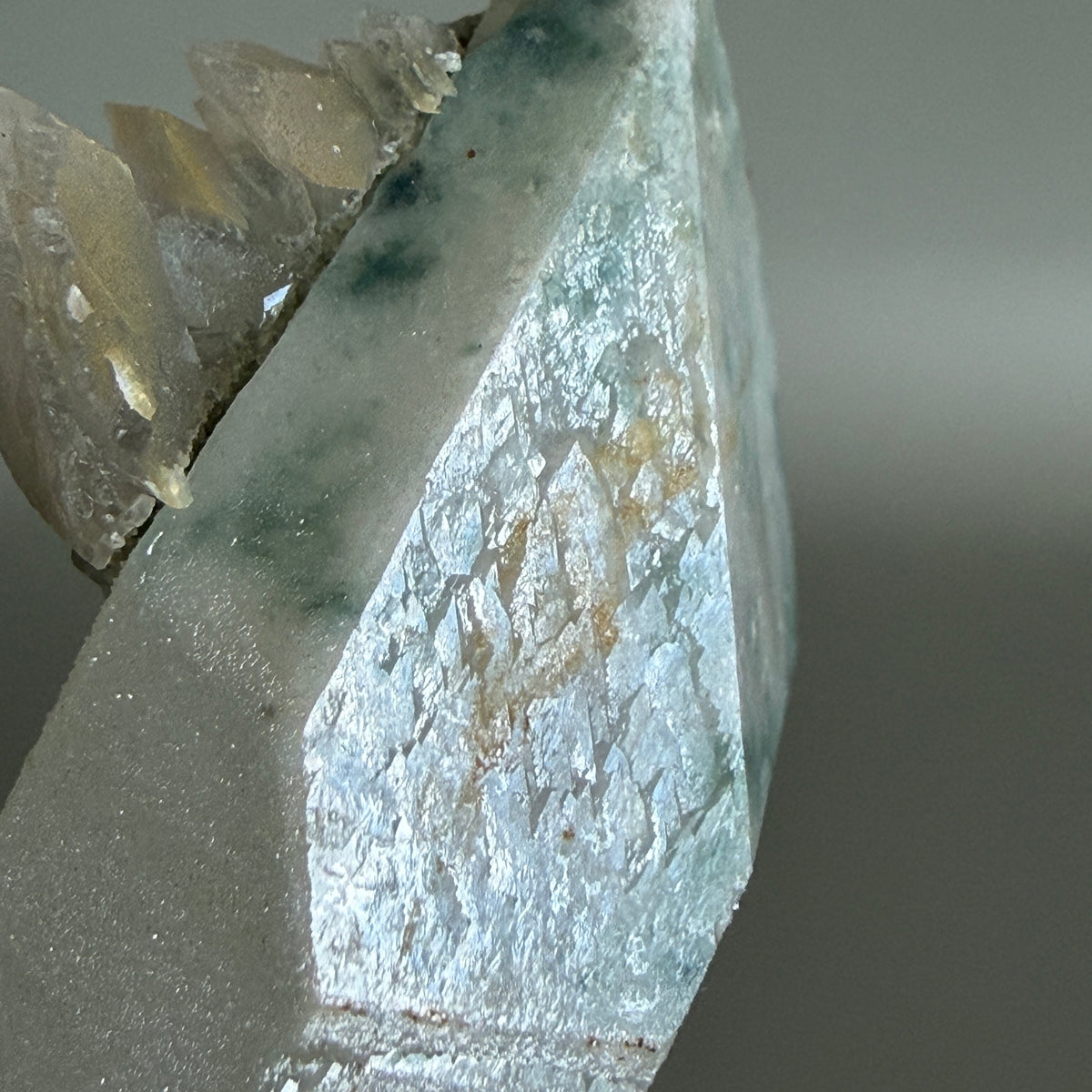 Quartz with Calcite 001